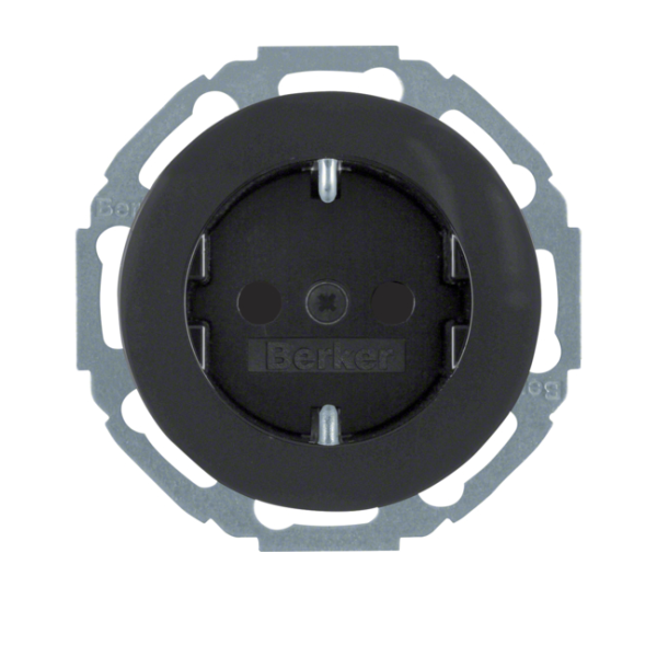 Berker R.classic Gniazdo SCHUKO cz
