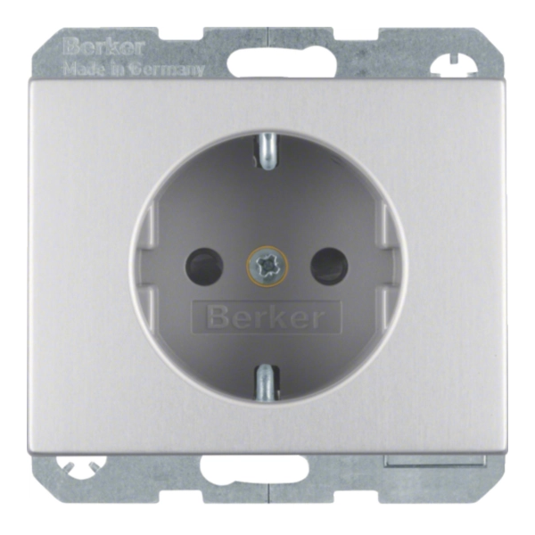 K.5 Gniazdo SCHUKO alu